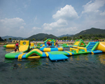 充氣水上闖關(guān)